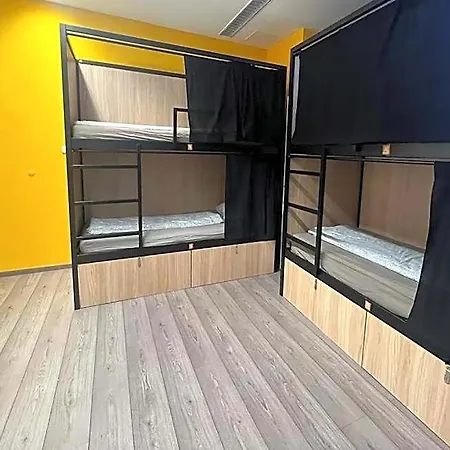 Hostel Onefam *