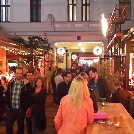 Hostel Onefam Βουδαπέστη