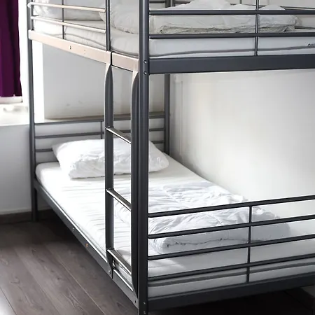 Onefam * Βουδαπέστη