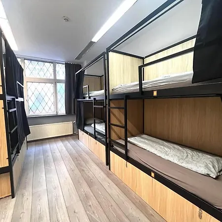 Onefam Hostel